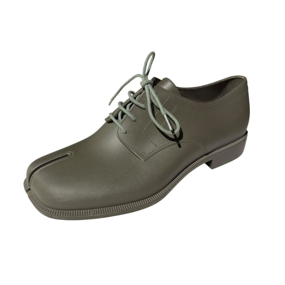 Tabi lace loafer